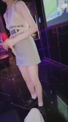 偷偷操了大舅家女孩半年！在KTV激情开操 年纪小就是听话叫床也是没谁