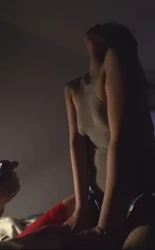 骚逼少妇女上喷水